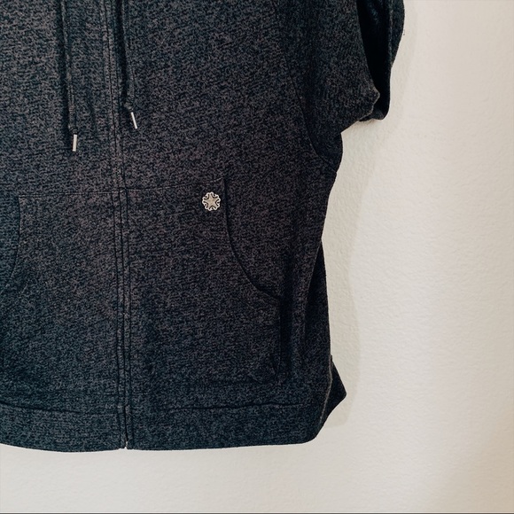 OBEY PROPAGANDA zip up charcoal hoodie - Picture 5 of 8